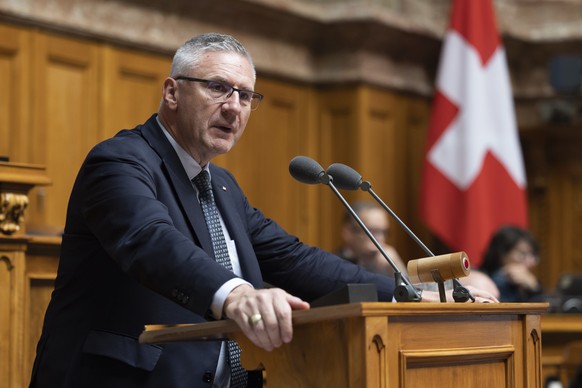 Andreas Glarner, SVP-AG, spricht waehrend der Herbstsession der Eidgenoessischen Raete, am Dienstag, 27. September 2022, im Bundeshaus in Bern. (KEYSTONE/Peter Klaunzer)