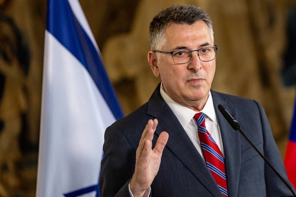 epa12977213 Israeli Foreign Minister Gideon Saar attends a joint press conference with the Czech foreign minister following their meeting at the Czernin Palace in Prague, Czech Republic, 20 May 2026.  ...