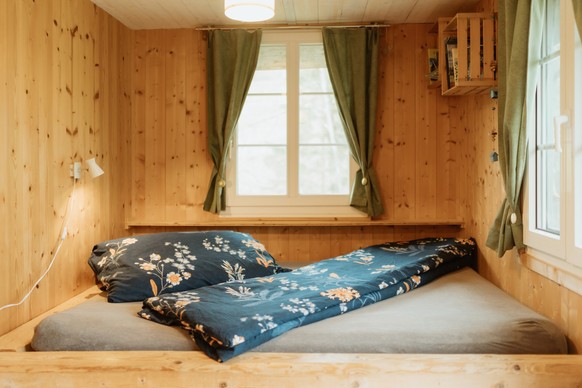 Das Tiny House der Langeneggers, direkt am Wasser