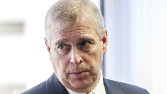 ARCHIV - Prinz Andrew, Herzog von York. Im Epstein-Missbrauchsskandal hat Opfer-Anw