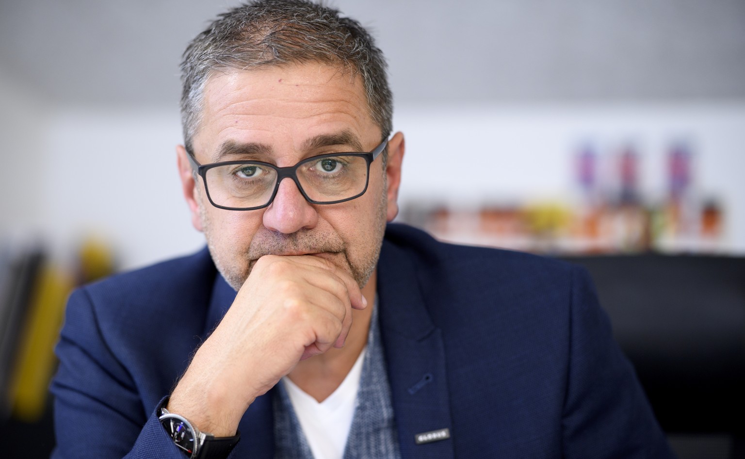 Portrait vom CEO des SC Bern, Marc Luethi, am Montag, 13. August 2018, in der PostFinance Arena in Bern. (KEYSTONE/Anthony Anex)