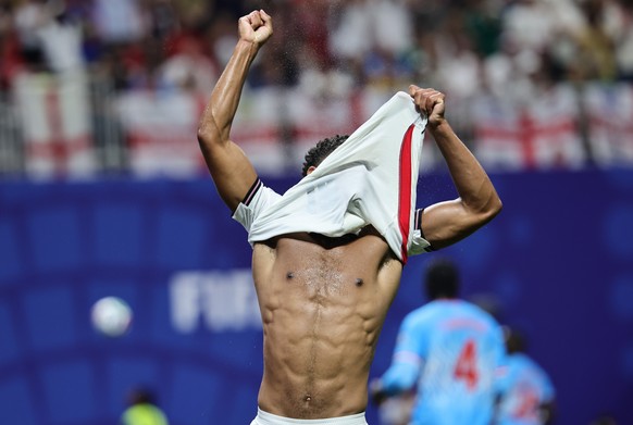 <p>Frust bei Englands Jude Bellingham –&amp;nbsp;immerhin drehen die Three Lions den Sechzehntelfinal gegen Kongo nach der Pause noch.</p>