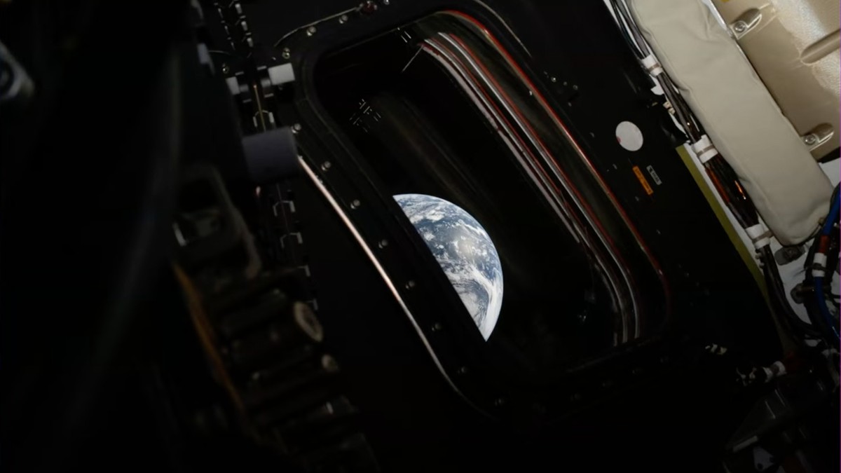 KEYPIX - This image provided by NASA shows a downlink image of Earth taken by NASAâÄ&amp;#x2122;s Artemis II astronaut commander Reid Wiseman inside the Orion capsule on Friday, April 3, 2026. (NASA v ...