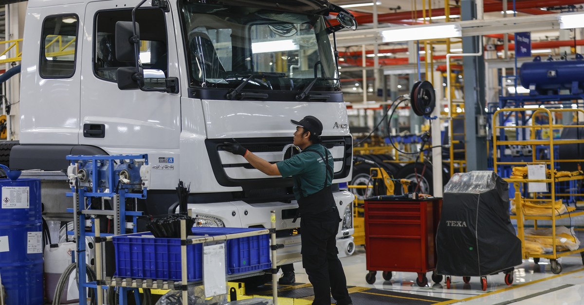 Lkw-Hersteller Daimler Truck plant neues Werk in Tschechien