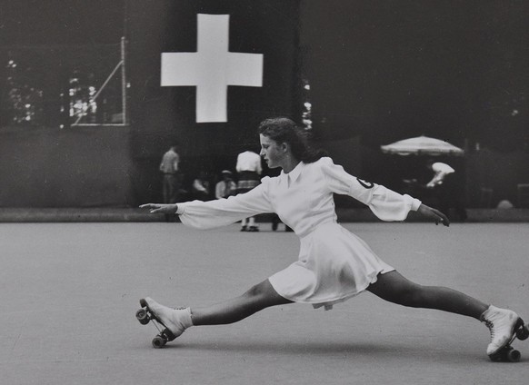 Ursula Wehrli in ihrem Element an der Schweizermeisterschaft 1944 in Zürich.