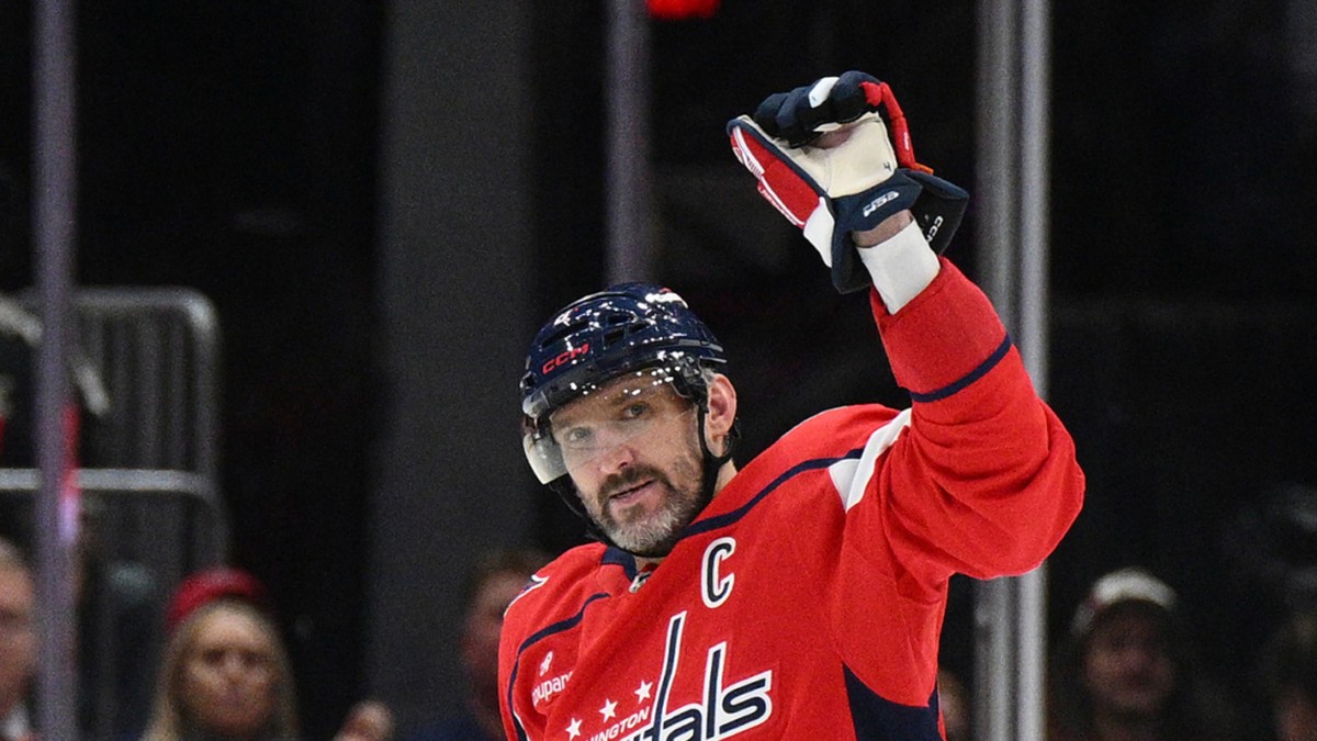 Der-NHL-Rekordtorsch-tze-hat-noch-nicht-genug-Ovechkin-verl-ngert-bei-Washington