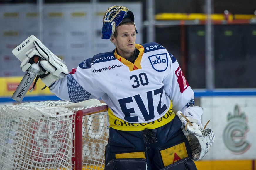 EV Zug Torhüter Leonardo Genoni während dem Eishockey-Meisterschaftsspiel der National League am 11. Dezember 2021.