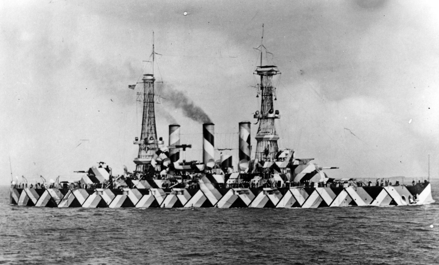 USS Nebraska in ihrer besonders wilden Blendtarnung, 1918.
