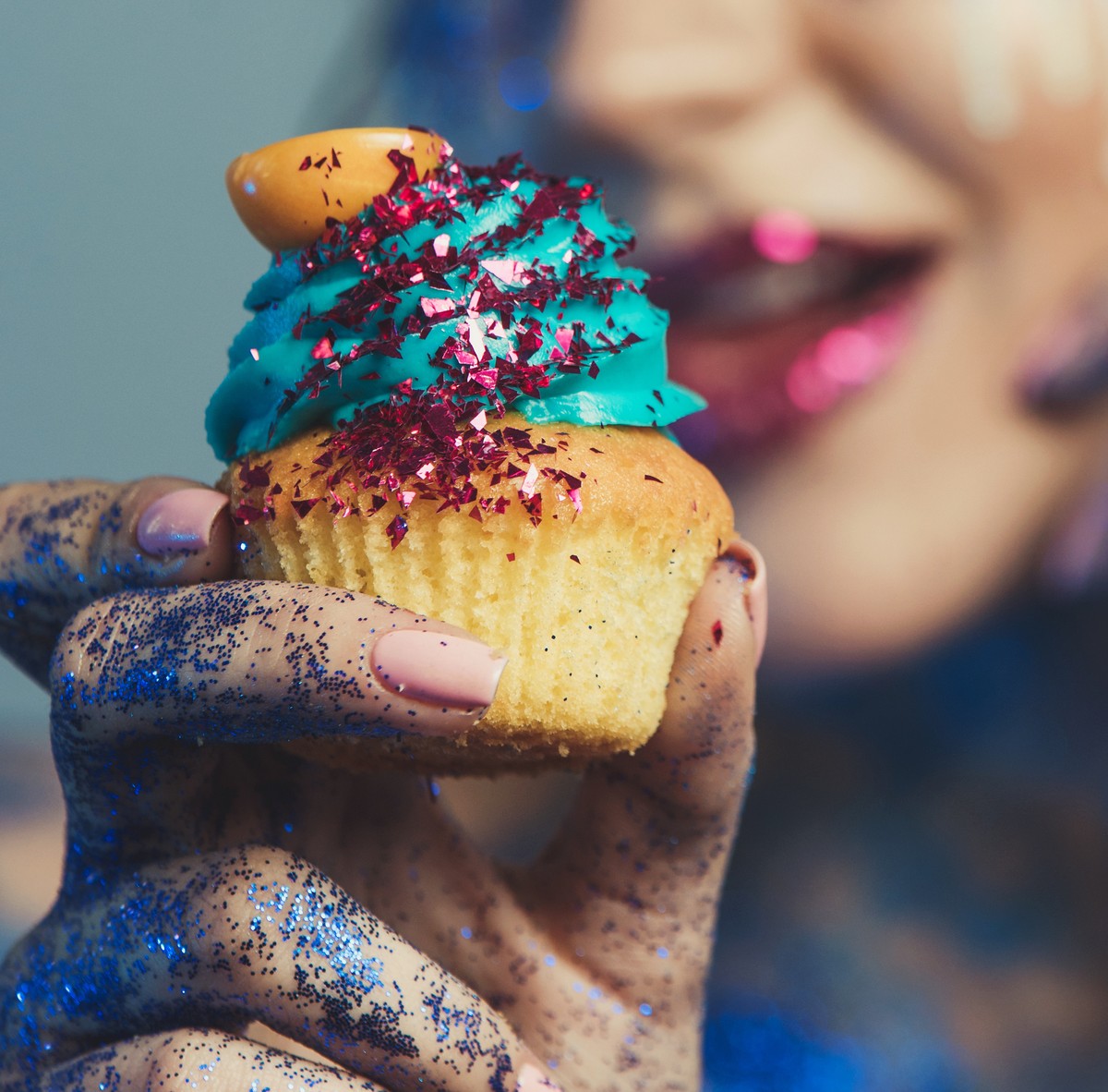 glitter cupcake glitzer essen food hipster süss dessert