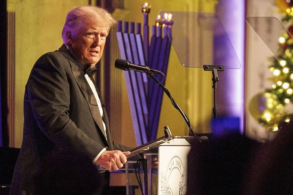 epa11020624 Former President of the United States, Donald J. Trump, speaks during the 111th New York Young Republicans Gala in New York, New York, USA, 09 December 2023. EPA/SARAH YENESEL