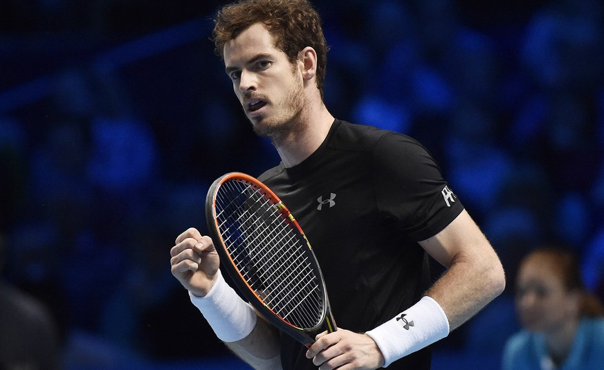 Andy Murray freut sich über seinen Sieg im ersten Gruppenspiel.