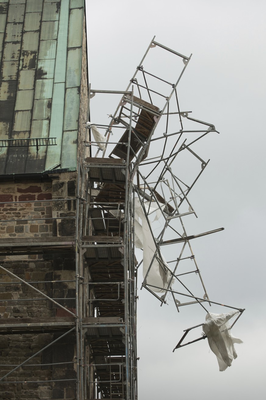 Ein Gerüst in Magdeburg hielt den Sturmböen nicht stand.&nbsp;