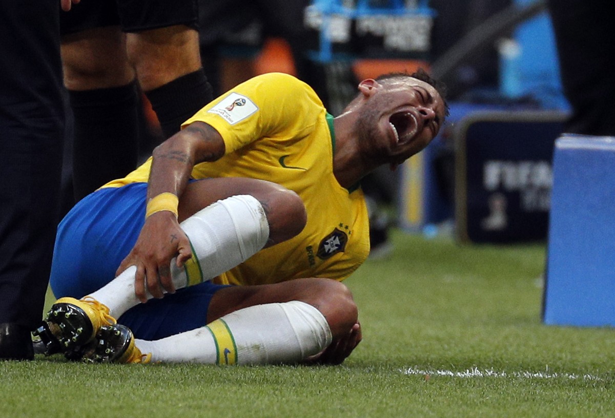 epa06858312 Neymar of Brazil reacts on the pitch the FIFA World Cup 2018 round of 16 soccer match between Brazil and Mexico in Samara, Russia, 02 July 2018.

(RESTRICTIONS APPLY: Editorial Use Only, ...
