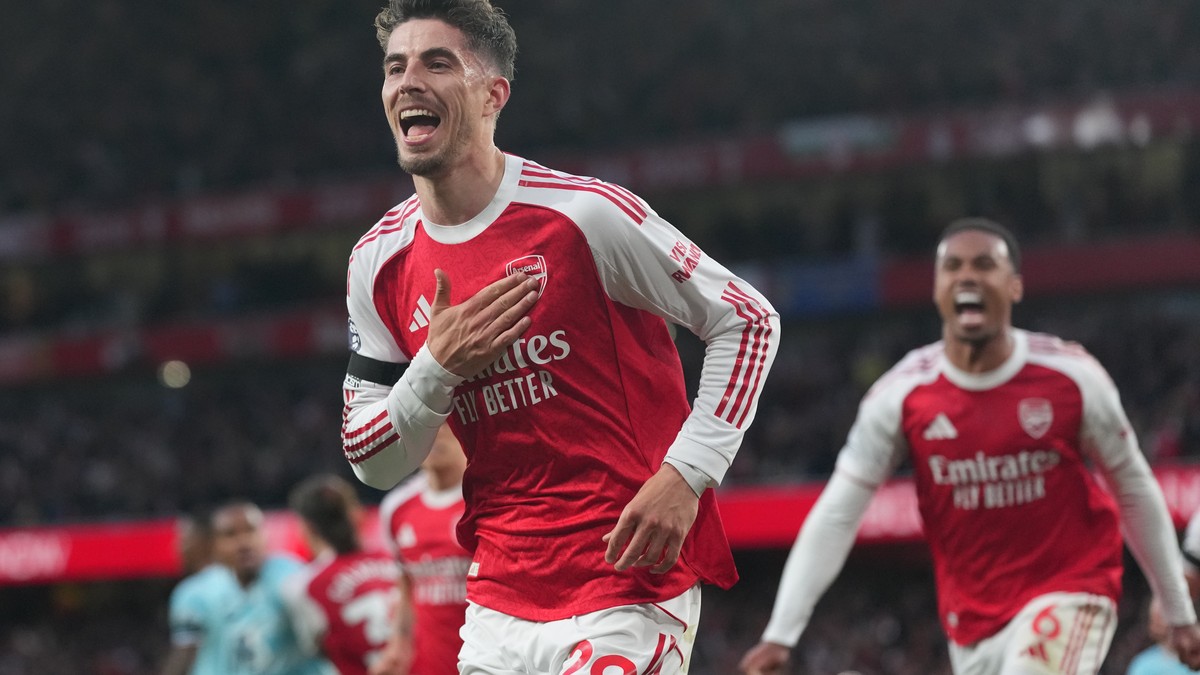 Weil Manchester City patzt: Arsenal ist erstmals seit 2002 englischer Meister