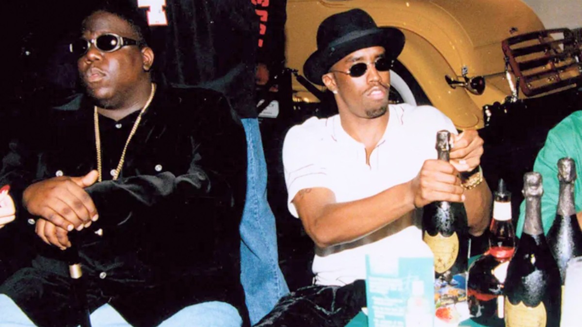 Le documentaire Sean Combs: L'heure des comptes est une percée étonnante dans le milieu du rap. On y voit sur cette photo The Notorious B.I.G. and Sean Combs.