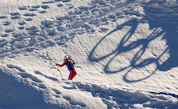 <p>Neu der erfolgreichste Olympia-Teilnahmer an Winterspielen: Johannes Hösflot Klaebo unterwegs in der Staffel zu seinem neunten Gold.</p>