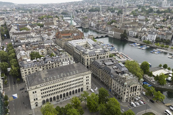 epa10705225 A drone picture shows an aerial view of the Swiss National Bank (SNB) building (front) in Zurich, Switzerland, 22 June 2023. EPA/MICHAEL BUHOLZER
