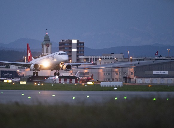 Der VCS hat vor Bundesgericht in Sachen Parkplätze am Flughafen Zürich einen Teilsieg errungen. (Archivbild)