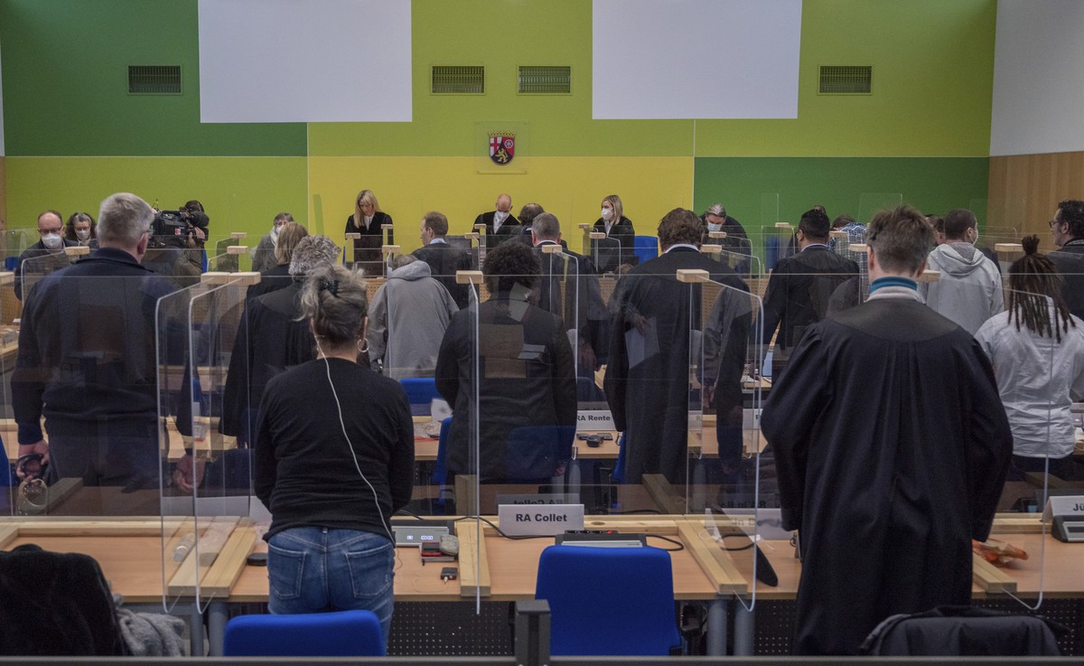 Presiding judge G'nther Koehler announces the verdicts in the so-called Cyberbunker trial at the regional court in Trier, Germany, Monday, Dec. 13, 2021. This marks the end of a year-long trial a ...