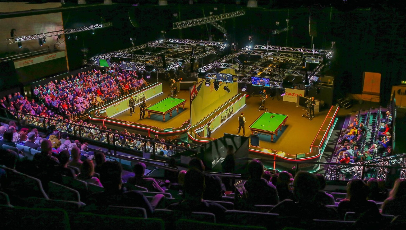 Snooker Cazoo UK Championship Ronnie O Sullivan draws a big crowd at the Barbican Centre at York against Matthew Stevens, while Yan Bingtao battles fellow countryman Zhou Yuelong on the table next to  ...