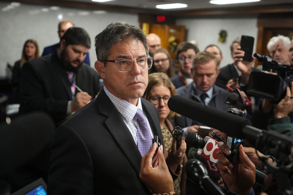 Indiana Senate President Pro Tem Rodric Bray takes a question after a bill to redistrict the state's congressional map was defeated, Thursday, Dec. 11, 2025, at the Statehouse in Indianapolis. (A ...