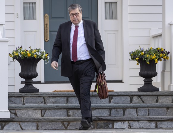 epa07457156 US Attorney General William Barr leaves his home in McLean, Virginia, USA, 22 March 2019. Special counsel Robert Mueller has filed his final report to Barr, signaling the end of his invest ...