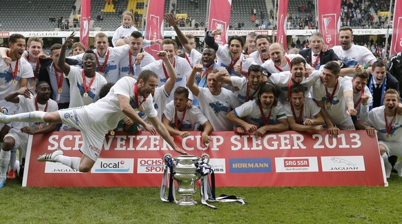Im Penaltyschiessen bezwingt GC den FC Basel und gewinnt erstmals nach zehn Jahren wieder einen Titel. In der Meisterschaft fordern die Hoppers den FCB bis zuletzt und werden Vizemeister.