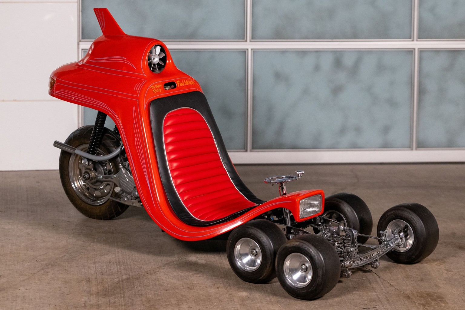 1992 Roth Fink Mobile Motorcycle

152.7cc Honda Water-Cooled Single
Single Carburetor
9.6bhp at 7,500rpm
Honda Continuous Variable Transmission
Live Axles, Coil-Over Rear, Dual Front Axles with Coil S ...