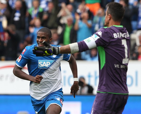 Da kann Benaglio nichts machen: Modeste trifft zum 1:0.