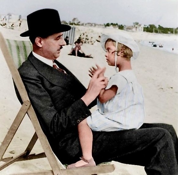 Charles De Gaulle and his daughter Ann at the beach in 1933. De Gaulle lead the free French forces in WWII and eventually became president of France. However, most don&#039;t know his daughter Ann had ...