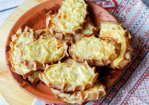 Karjalanpiirakka, Kalakukko, Mustamakkara