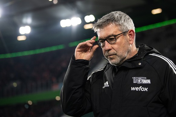 12.03.2023, Niedersachsen, Wolfsburg: Fu�ball: Bundesliga, VfL Wolfsburg - 1. FC Union Berlin, 24. Spieltag, Volkswagen Arena. Berlins Trainer Urs Fischer ist vor dem Spiel im Stadion. Foto: Swen Pf�r ...