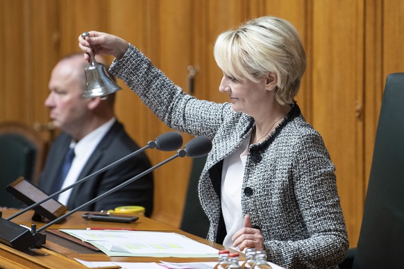 Nationalratspraesidentin Isabelle Moret, FDP-VD, beendet die Sitzung an der Wintersession der Eidgenoessischen Raete, am Freitag, 20. Dezember 2019, in Bern. (KEYSTONE/Peter Schneider)