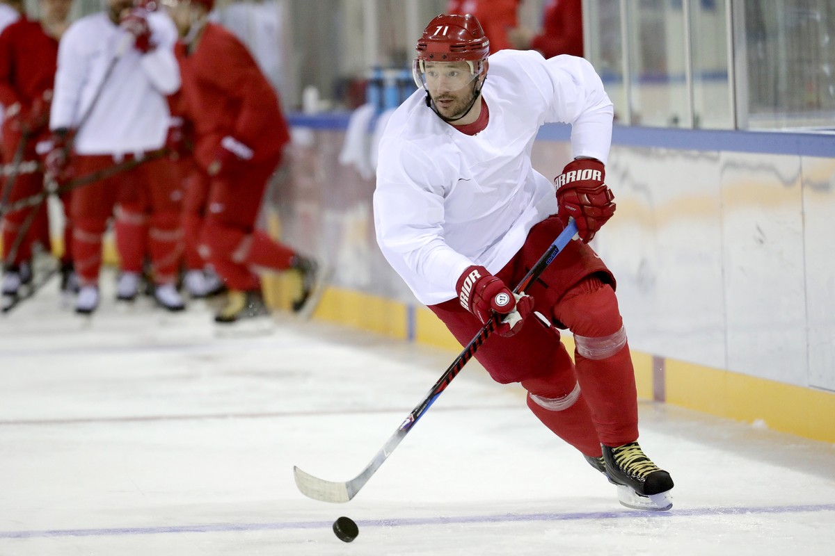 Ilya Kovalchuk, of the team from Russia, works out at the 2018 Winter Olympics in Gangneung, South Korea, Monday, Feb. 12, 2018. (AP Photo/Julio Cortez)