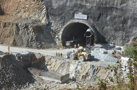 epa10981008 A general view of the tunnel as rescuers continue to operate at the site of an under-construction tunnel following a collapse, on the Brahmakhal Yamunotri National Highway in Uttarka...