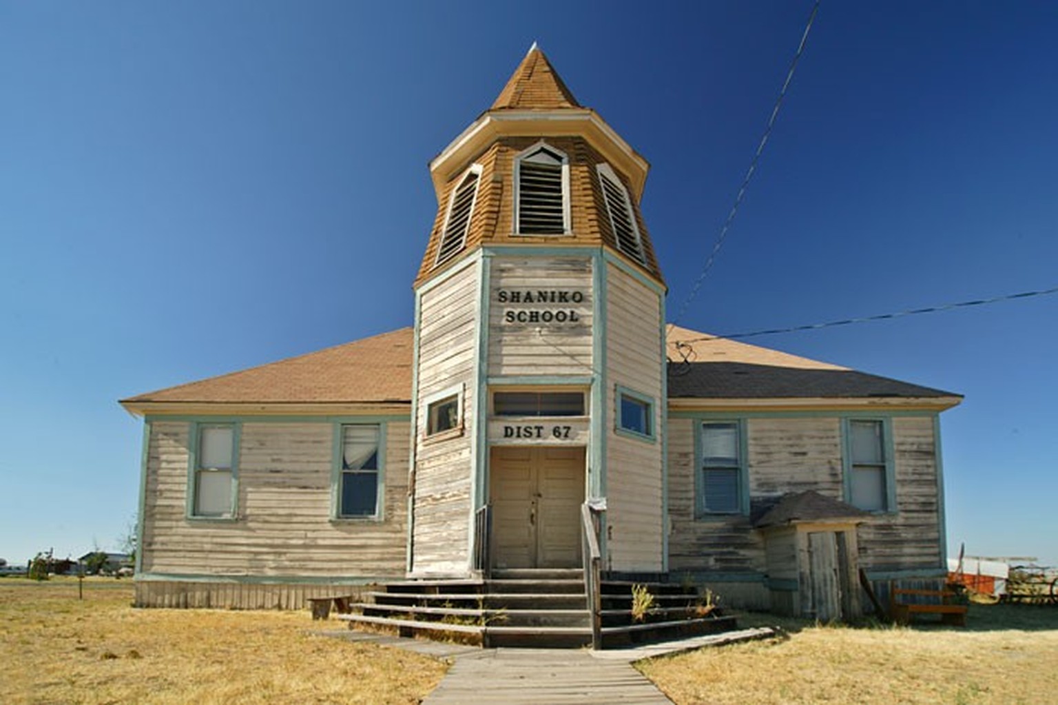 shaniko oregon ghost town
Photo Daniel Ter-Nedden https://www.ghosttowngallery.com/