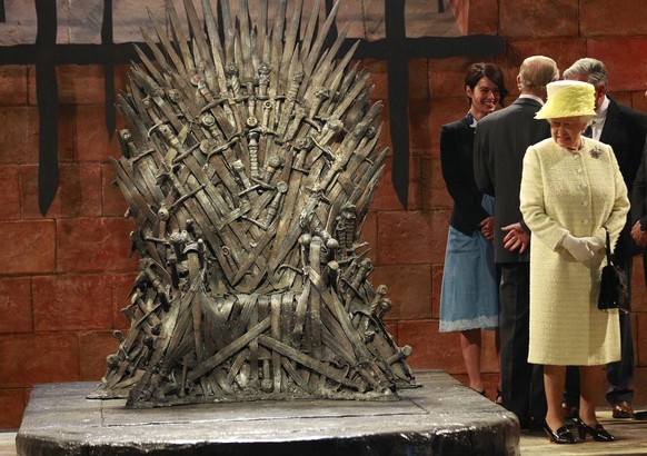 Die Queen und der Eiserne Thron der Serie «Game of Thrones».