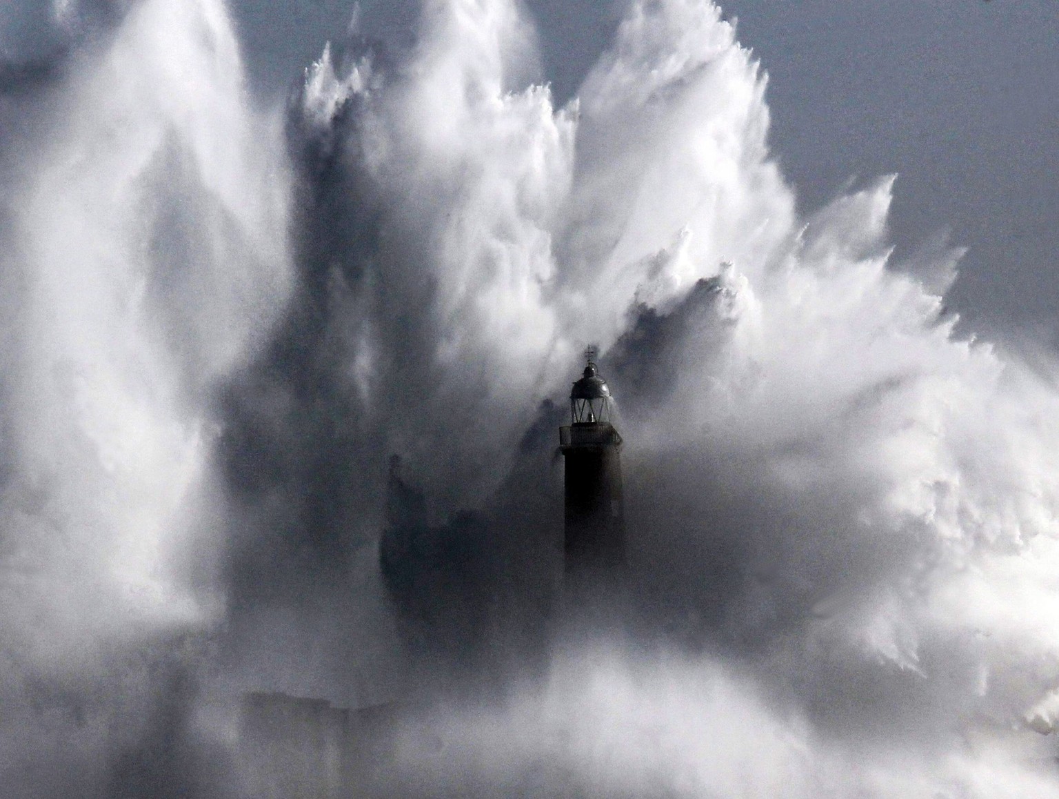 Die Insel Mouro bei Santander, Spanien.