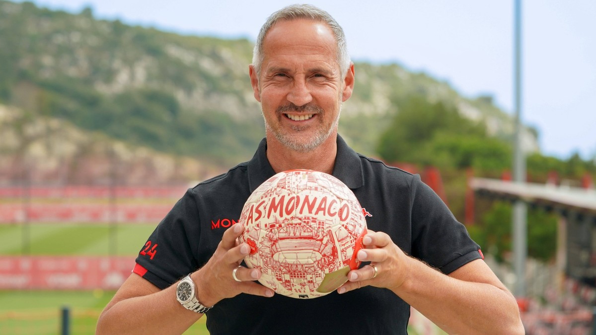 Adolf Adi Hütter entraineur de l AS Monaco FOOTBALL : Presentation du nouvel entraineur de lAS Monaco - Monaco - 06/07/2023 NorbertScanella/Panoramic PUBLICATIONxNOTxINxFRAxBEL