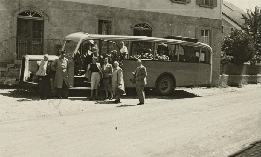 Zernez, Juli 1952.