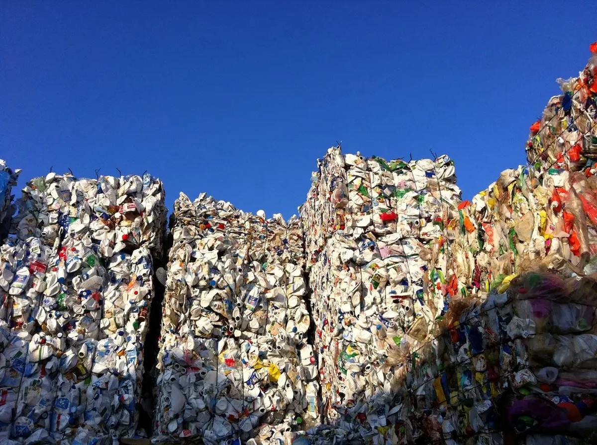 Plastik Abfall Kunststoffe Recycling Getränkekartons