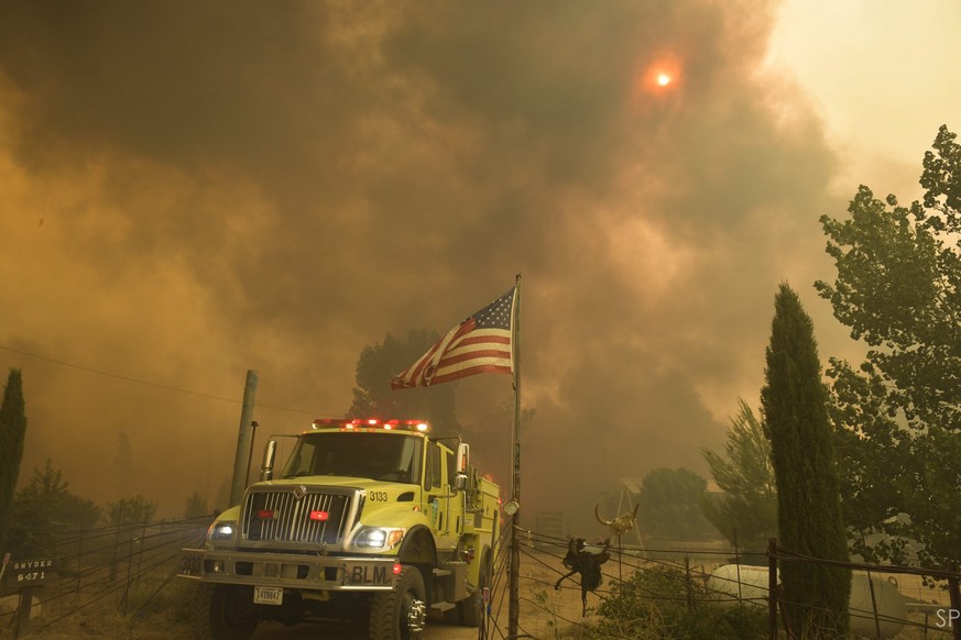 Waldbrand wütet in Kalifornien: Apokalyptische Szenen in Lake Isabella.