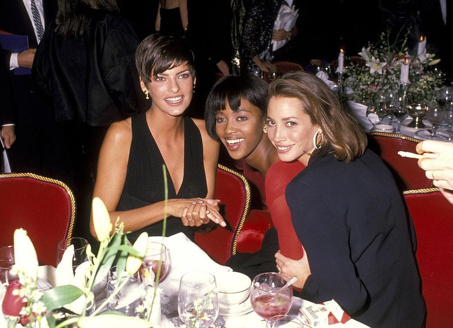 Linda Evangelista, Naomi Campbell, Christy Turlington und eine Packung Marlboro Rot, 1989.