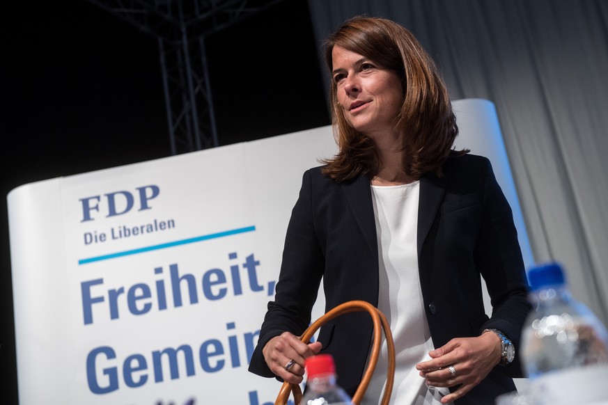 FDP-Praesidentin Petra Goessi an der Delegiertenversammlung der FDP Schweiz vom Samstag, 23. Juni 2018 in Airolo. (KEYSTONE/Gabriele Putzu)