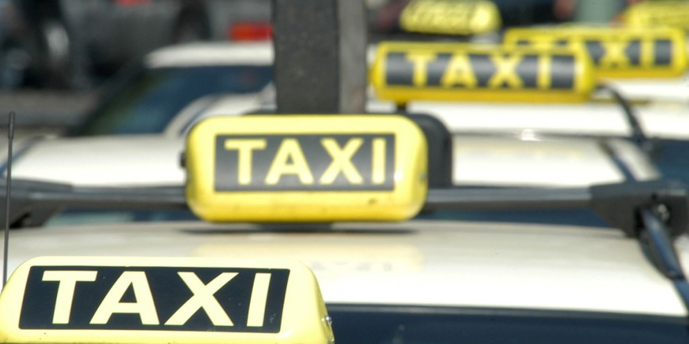 Keine einfache Zeiten für die Berner Taxibranche – trotzdem ist der zuständige Rechtsanwalt zuversichtlich, dass die Bären Taxi AG erfolgreich saniert werden kann. (Symbolbild)