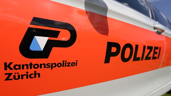 In Hombrechtikon wurde eine schwer verletzte Frau gefunden, die später im Spital starb. Die Polizei nahm einen 46-jährigen Mann fest. Ein Gewaltdelikt wird nicht ausgeschlossen. (Symbolbild)