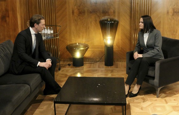 Austrian Chancellor Sebastian Kurz talks with Belarusian opposition leader Svetlana Tikhanovskaya, from left, during a meeting at the federal chancellery in Vienna, Austria, Thursday, Nov. 5, 2020. (A ...