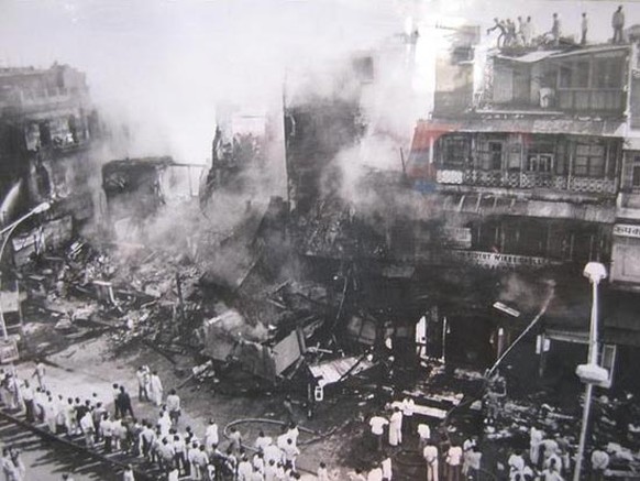 Pogrom in Delhi.