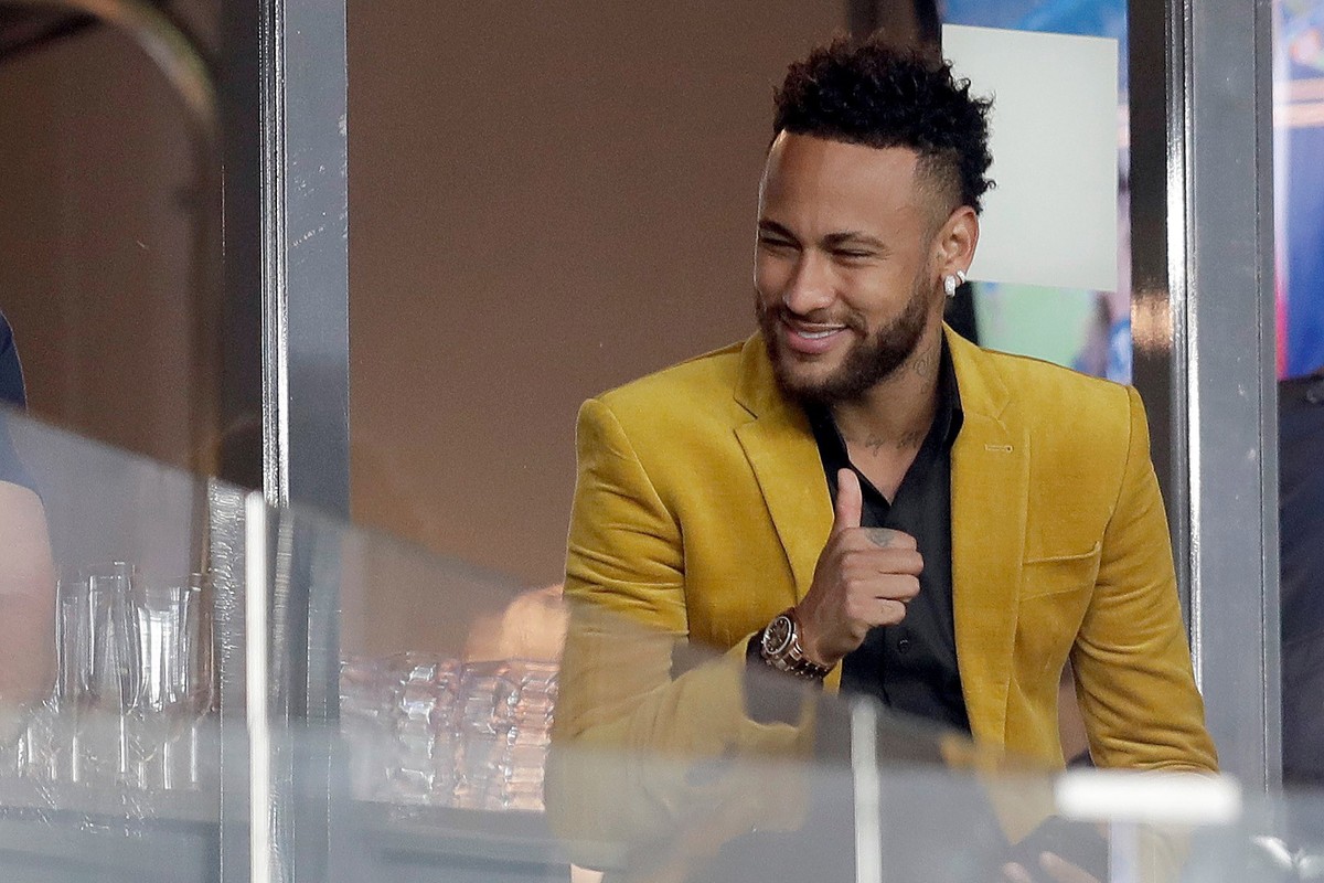 epa07748261 (FILE) - Brazil's player Neymar Jr. attends the Copa America 2019 semi-final match between Brazil and Argentina at Mineirao Stadium in Belo Horizonte, Brazil, 02 July 2019 (reissued o ...