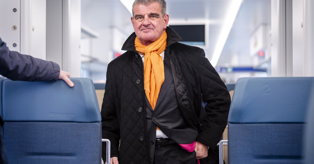 stadler-rail-renoviert-z-ge-von-thurbo-und-verkauft-sie-nach-ungarn